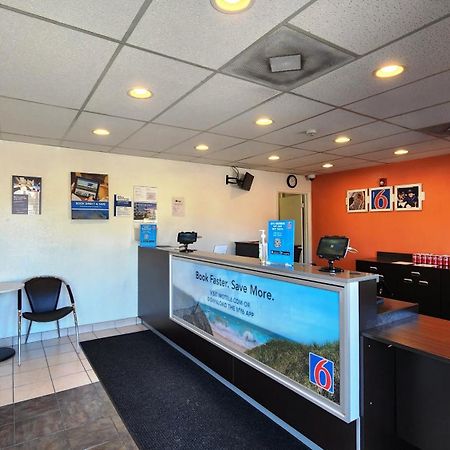 Studio 6 Webster Tx Houston Nasa Lake Екстериор снимка